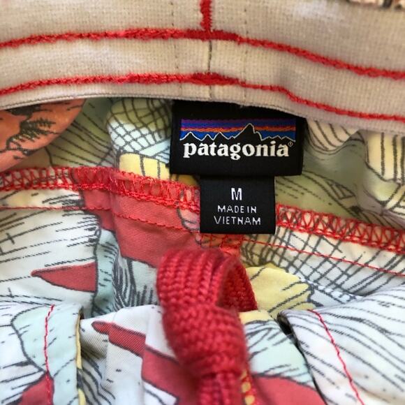Patagonia Girls’ Baggies Shorts Flowers Leaves Pink Size 10 (M) - Picture 4 of 6